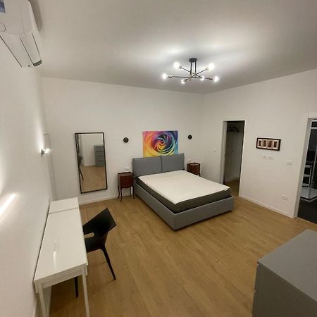 Trieste Centrale Luxury Apartament In Stile Moderno Eksteriør bilde