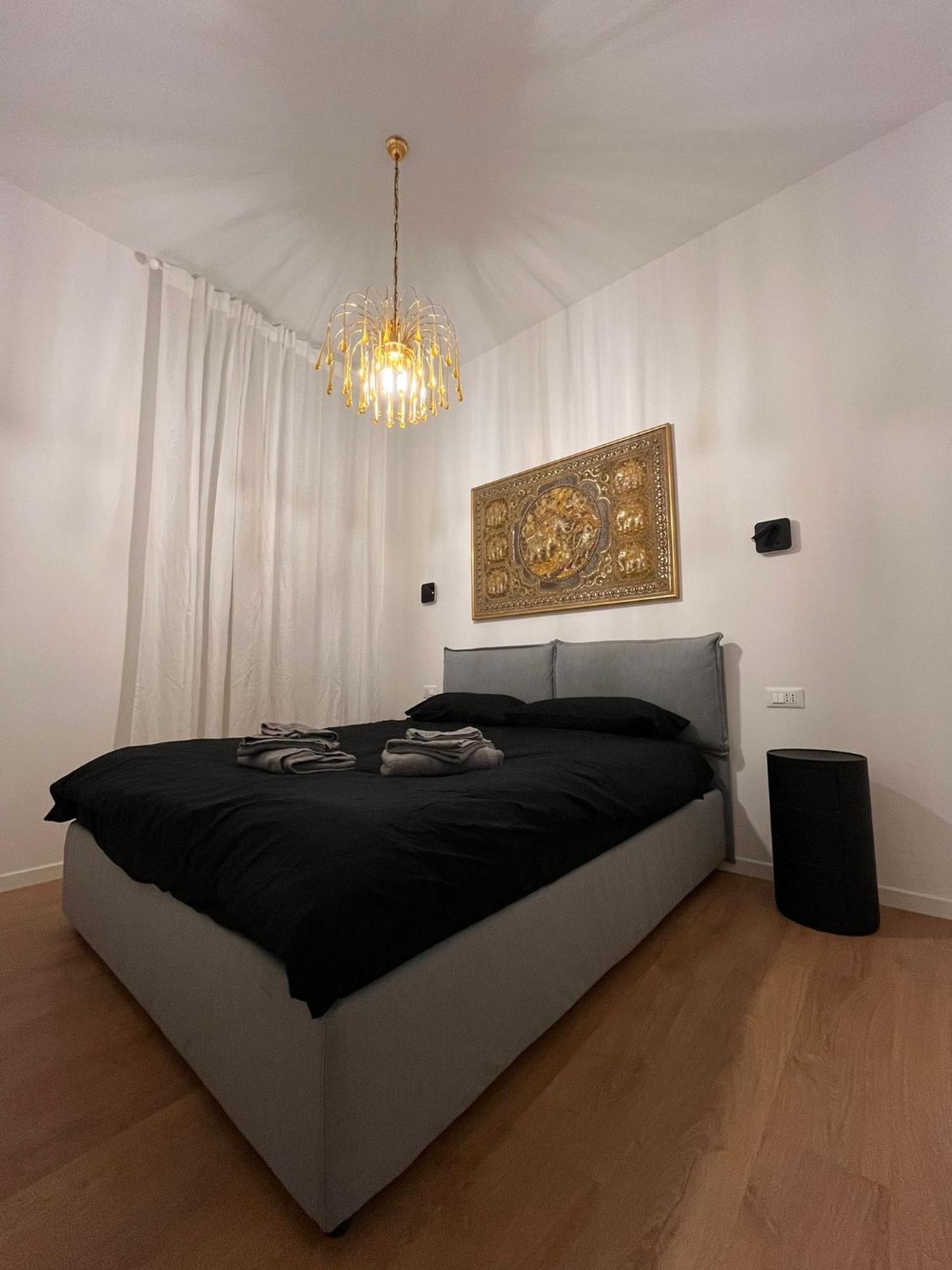 Trieste Centrale Luxury Apartament In Stile Moderno Eksteriør bilde